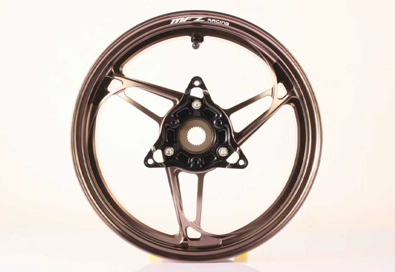 勁戰六代_輪框_鏤羽D款