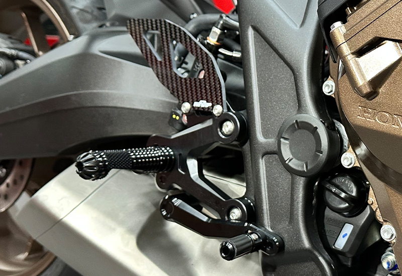HONDA_CB650E_腳踏後移組_Rearsets
