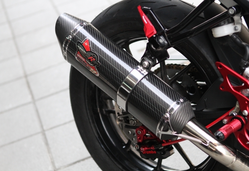 GSX-R150_水滴卡夢管