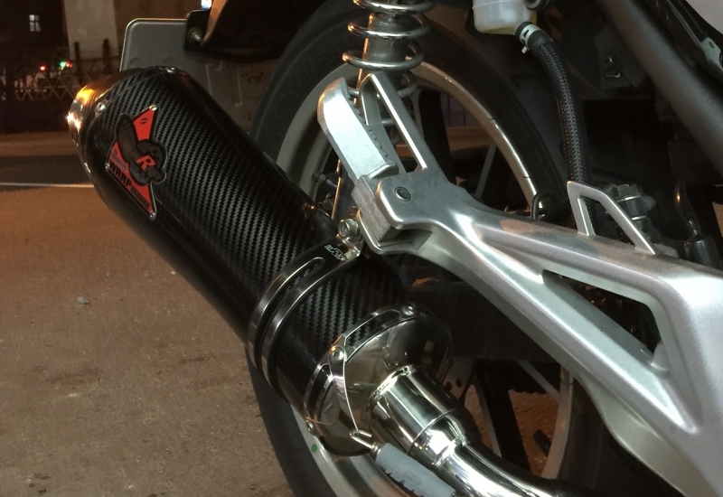 SYM_SB300_S-R7S_碳纖維排氣管_Carbon Fiber Exhaust Pipe