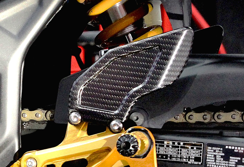 XSR700_腳踏後移