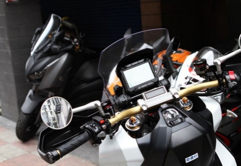 HONDA_X-ADV_ANDREANI_義大利_前叉改裝套件