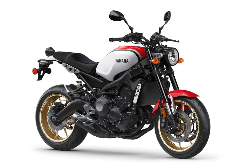 XSR 900